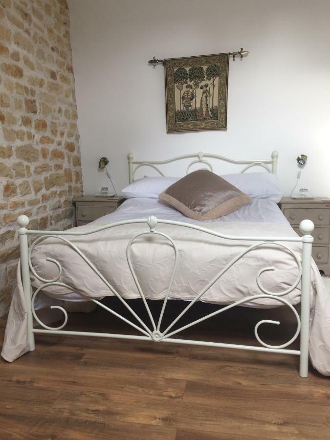 Bed and Breakfast No 3 Route De Lingramiere La Ferte-Mace Zewnętrze zdjęcie